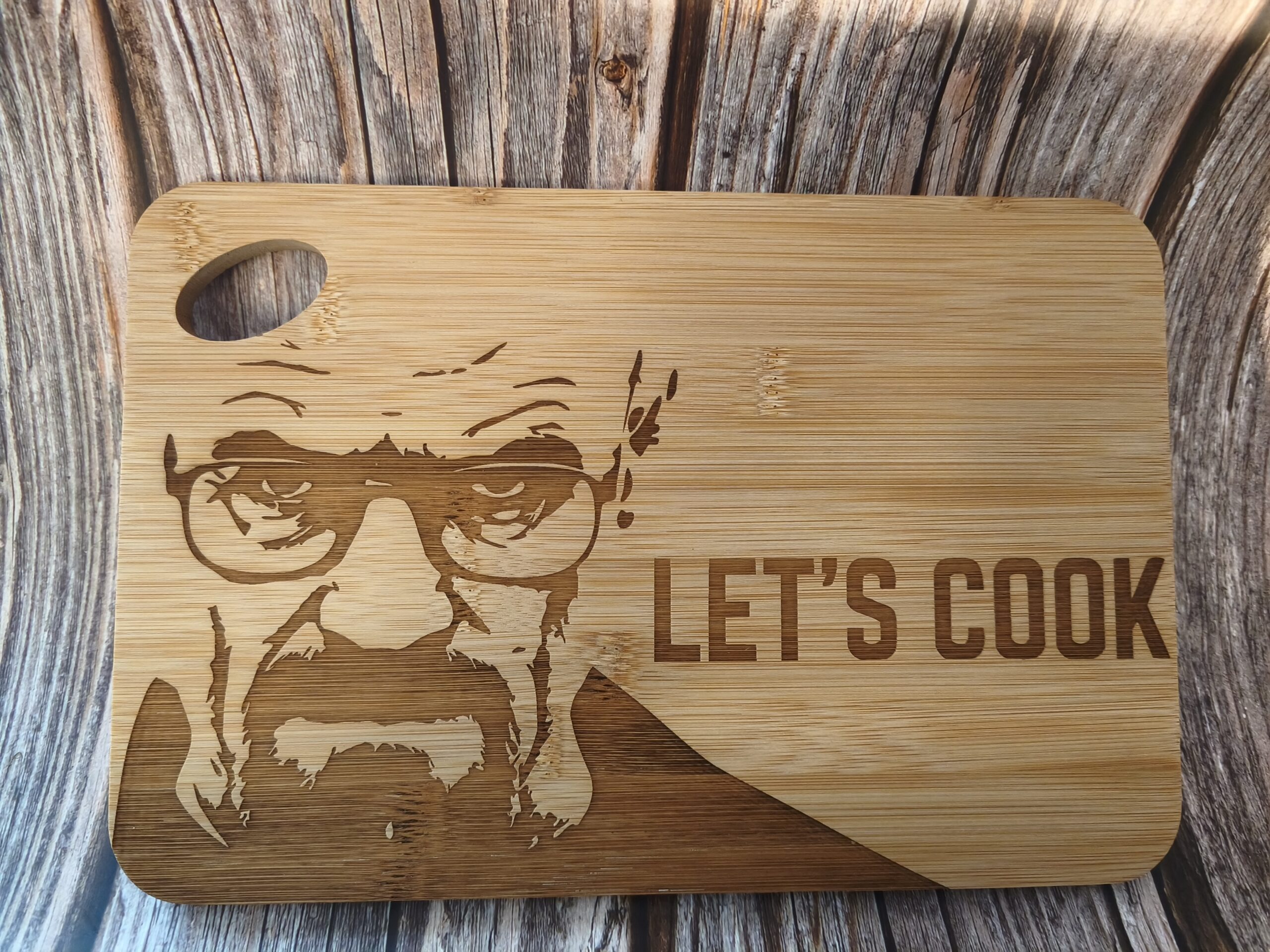 Planche Apero en bambou personnalisable par gravure – Image 2